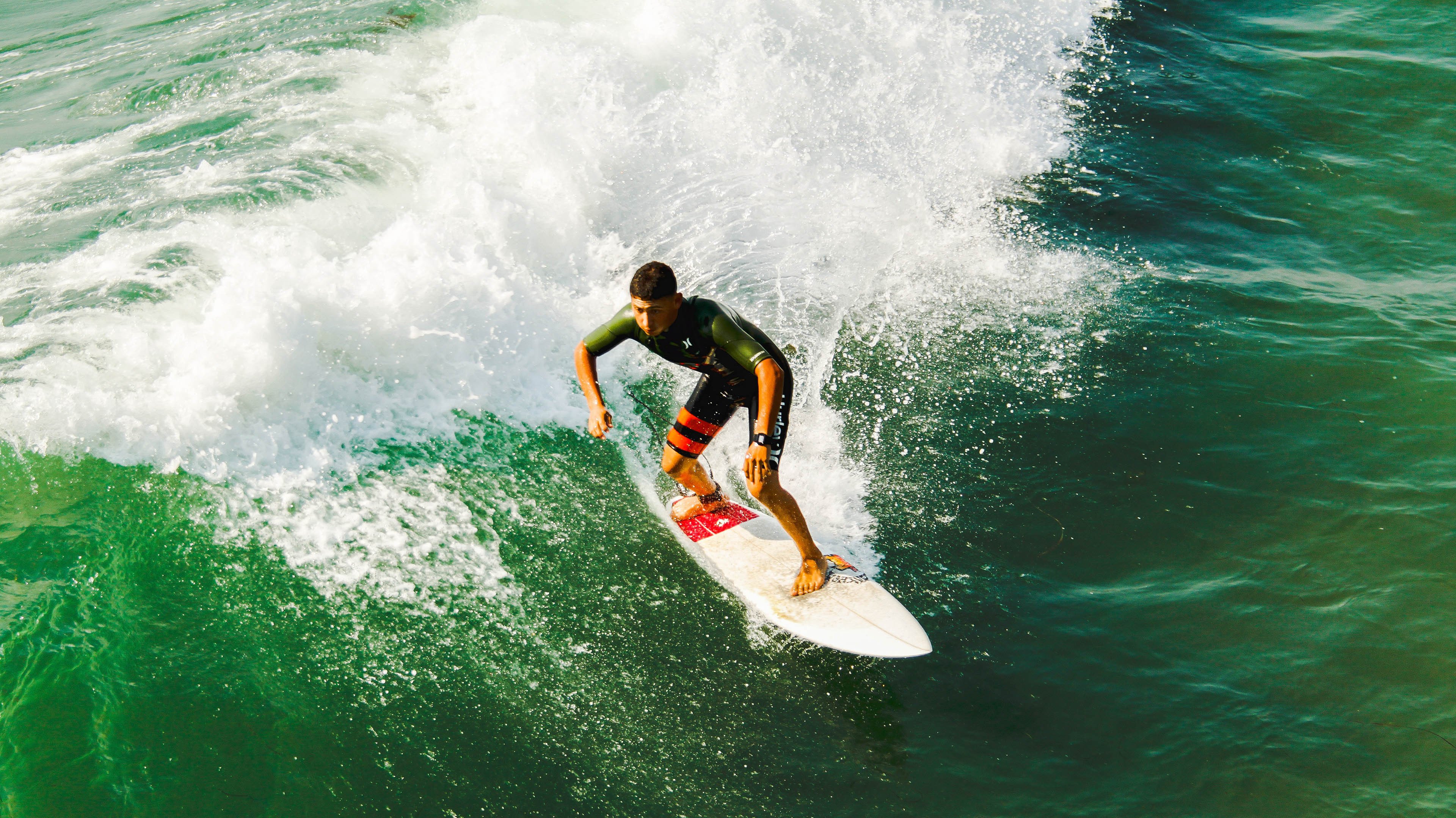 史密斯赛场表现获教练高度评价，史密斯比赛视频