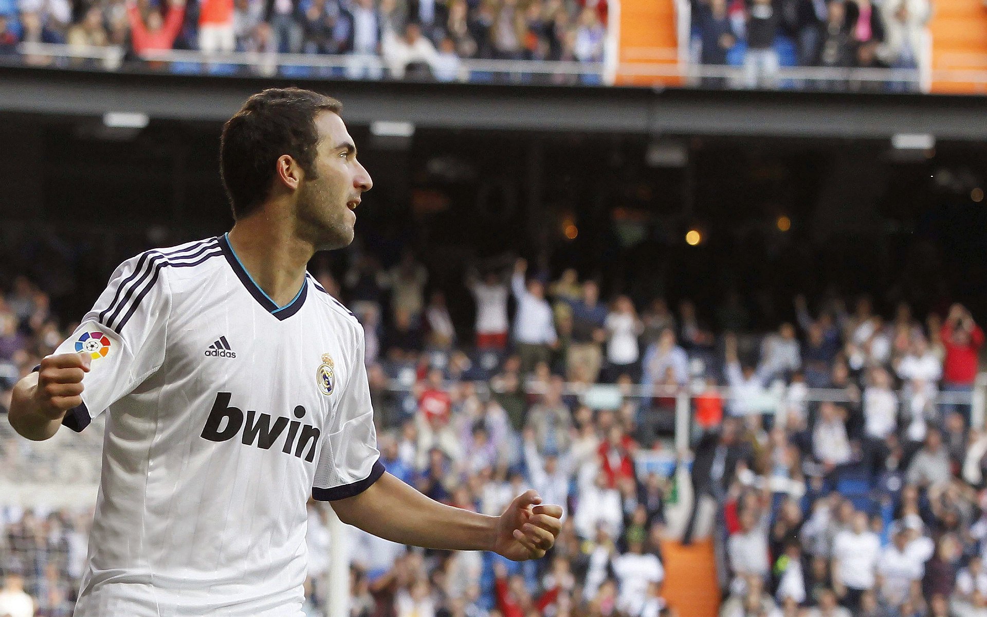 九游app下载中心-武磊破门助西班牙人保级成功，武磊替补西班牙人遭逆转